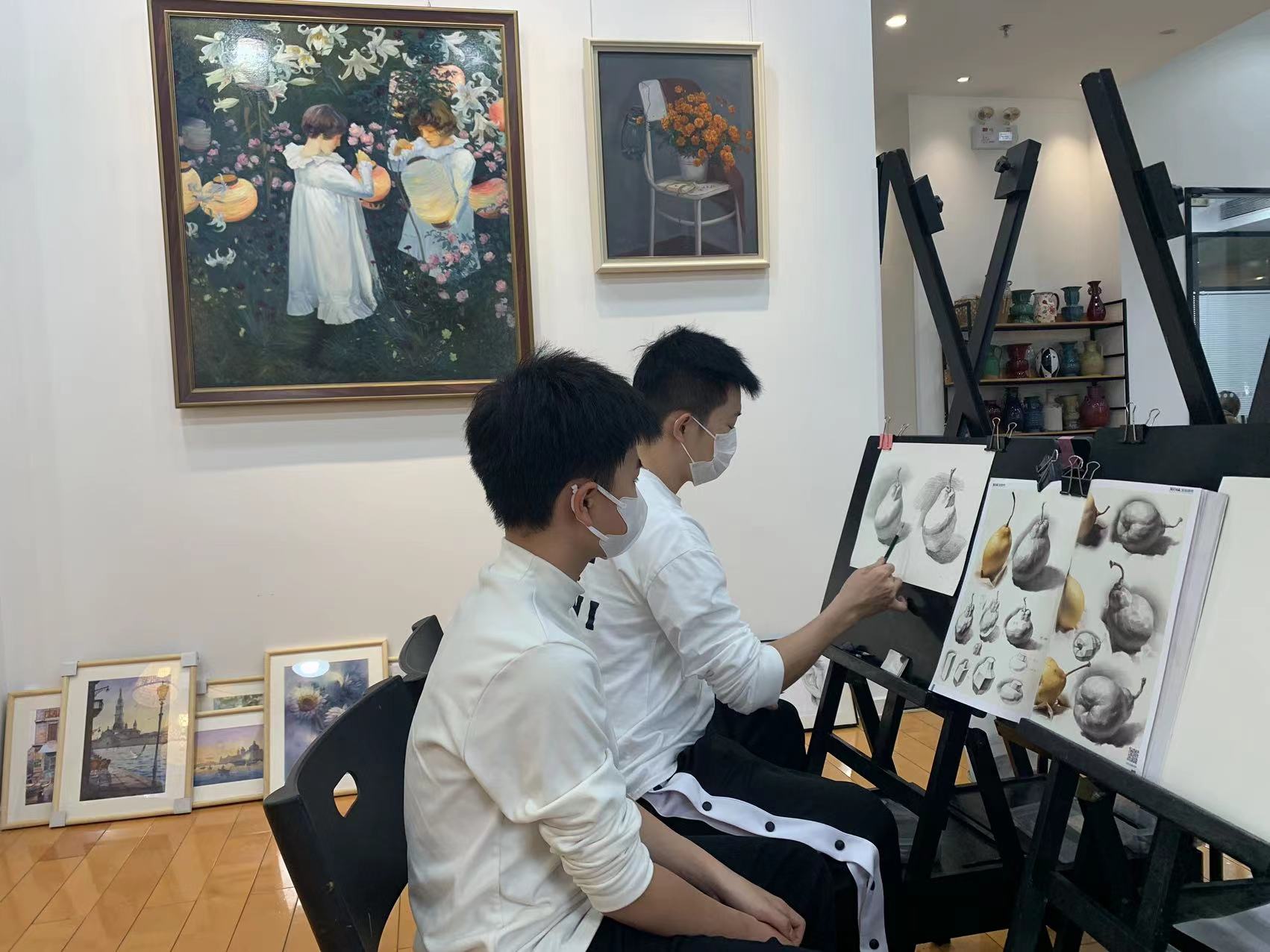 成人高考美术培训：考点精准把控，零基础学员也可逆袭