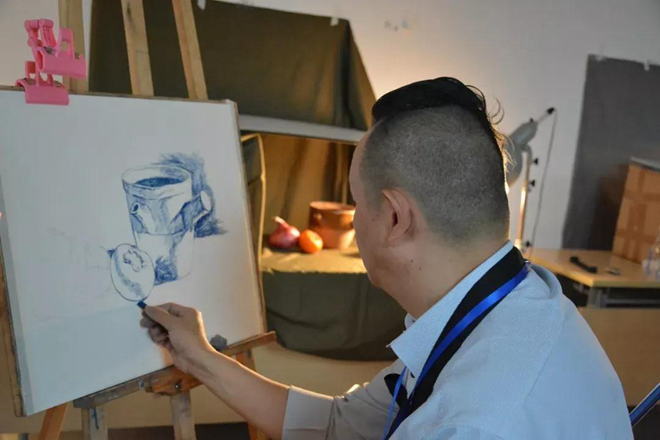 张少敏老师在课堂
